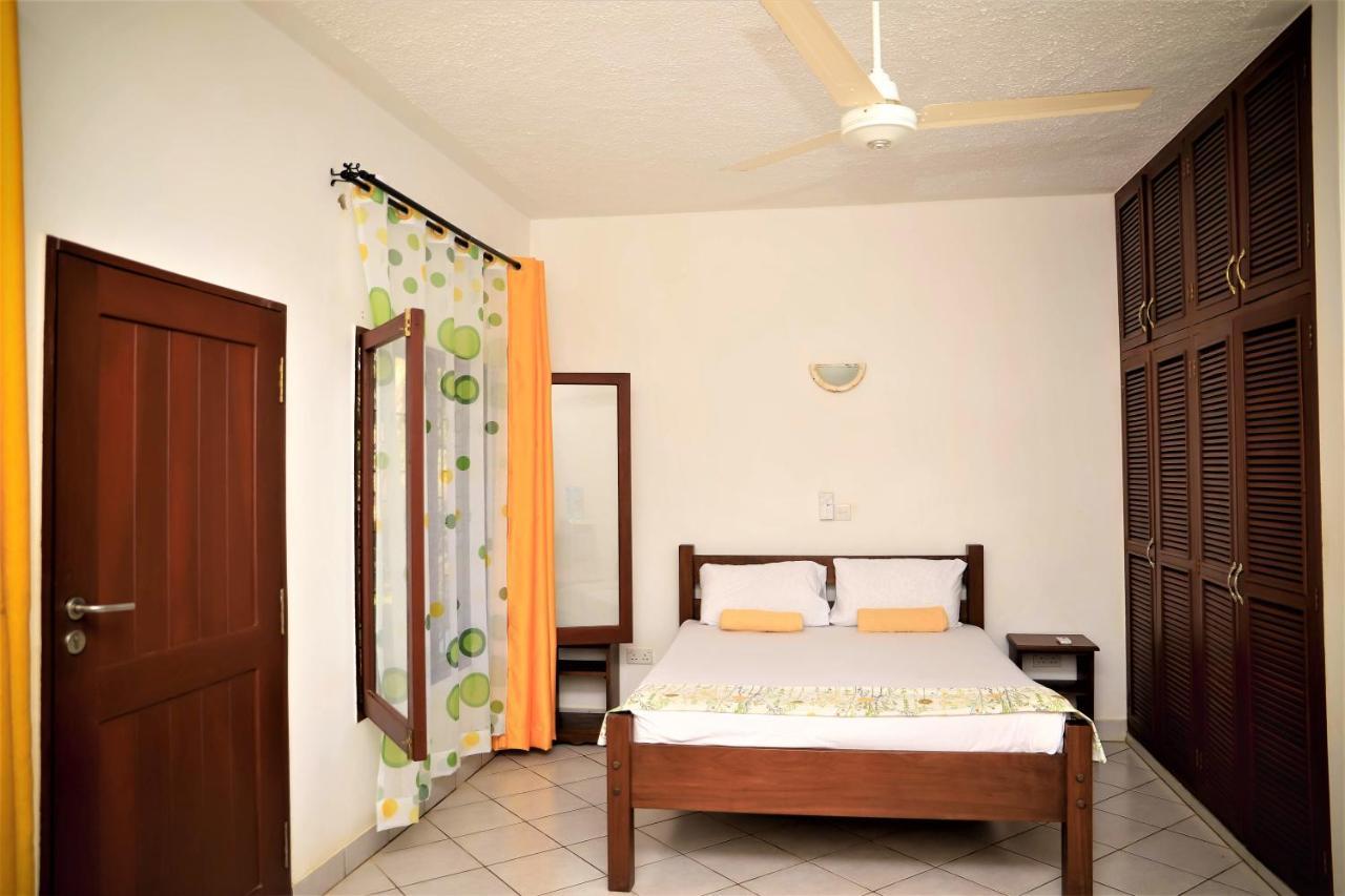 V-Szameitat Homes Diani Beach Kültér fotó